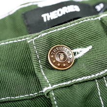 Load image into Gallery viewer, Theories - Plaza Jeans Hunter - Green/White Contrast Stitch
